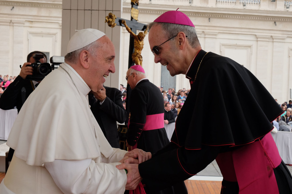 Pope Francis greets Bishop Paul Sanchez on April 23, 2014, during the Brooklyn Diocese Pilgrimage to Rome for the canonization of Saints John Paul II and John XXIII. Photo credit: Fotografia Felici.